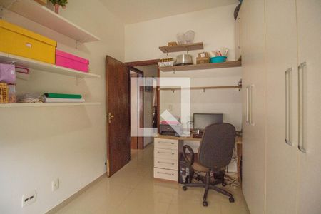 Apartamento à venda com 120m², 3 quartos e 2 vagasQuarto 3