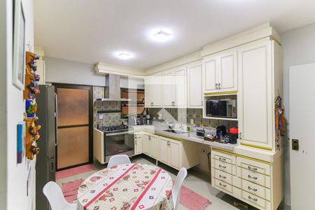 Apartamento à venda com 170m², 3 quartos e 2 vagasCozinha