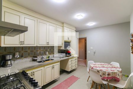 Apartamento à venda com 170m², 3 quartos e 2 vagasCozinha