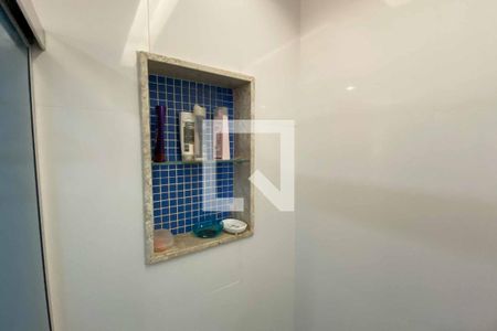 Apartamento à venda com 360m², 4 quartos e 2 vagas Apartamento à venda com 360m², 4 quartos e 2 vagasBanheiro Social