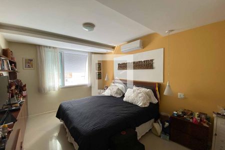 Apartamento à venda com 360m², 4 quartos e 2 vagas Apartamento à venda com 360m², 4 quartos e 2 vagasQuarto 4 - Suite