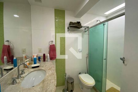 Apartamento à venda com 360m², 4 quartos e 2 vagas Apartamento à venda com 360m², 4 quartos e 2 vagasQuarto 1 - Suite