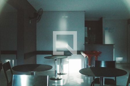 Apartamento à venda com 58m², 2 quartos e 1 vaga Apartamento à venda com 58m², 2 quartos e 1 vagaÁrea comum - Salão de festas