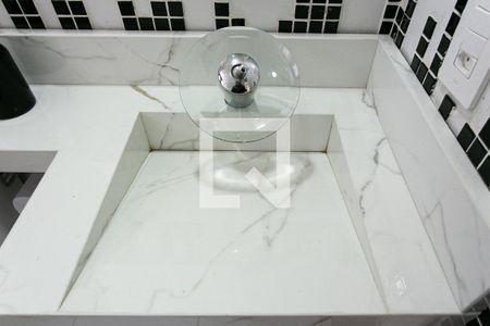 Apartamento à venda com 84m², 3 quartos e 2 vagasBanheiro Social