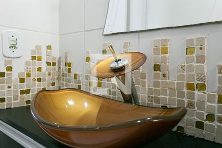 Apartamento à venda com 84m², 3 quartos e 2 vagasBanheiro da Suíte