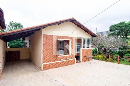 Casa à venda com 303m², 3 quartos e 3 vagasGaragem