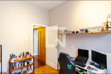 Casa à venda com 303m², 3 quartos e 3 vagasQuarto 2