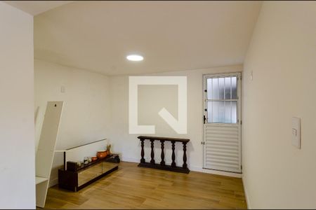 Casa à venda com 303m², 3 quartos e 3 vagasSala 2