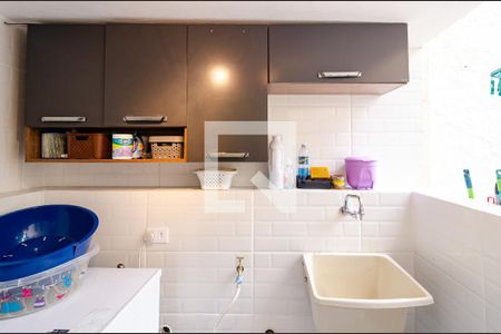 Casa à venda com 303m², 3 quartos e 3 vagasLavanderia