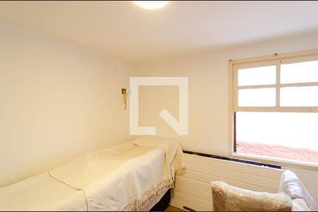 Casa à venda com 303m², 3 quartos e 3 vagasQuarto 3