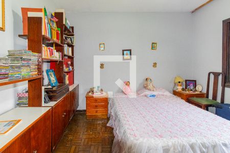 Casa à venda com 250m², 5 quartos e 4 vagas Casa à venda com 250m², 5 quartos e 4 vagasQuarto 3