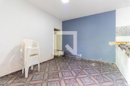 Casa à venda com 250m², 5 quartos e 4 vagas Casa à venda com 250m², 5 quartos e 4 vagasCasa 2 - Sala