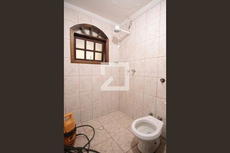 Casa à venda com 280m², 3 quartos e 4 vagasBanheiro