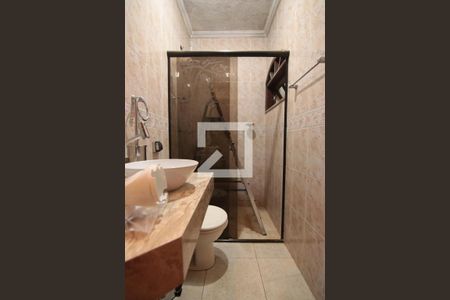 Casa à venda com 280m², 3 quartos e 4 vagasBanheiro