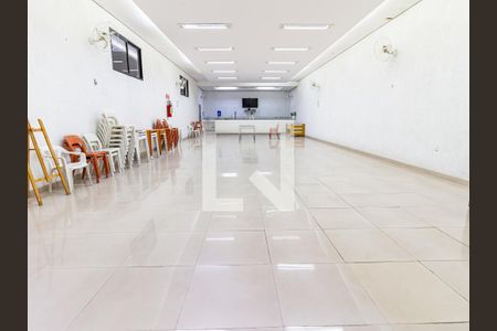 Apartamento à venda com 68m², 2 quartos e 1 vaga Apartamento à venda com 68m², 2 quartos e 1 vagaÁrea comum - Salão de festas