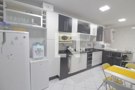 Apartamento à venda com 87m², 2 quartos e 1 vagaCozinha e Área de Serviço