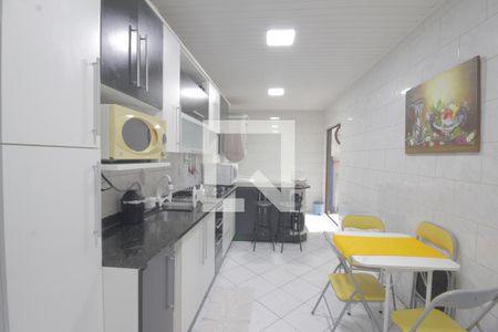 Apartamento à venda com 87m², 2 quartos e 1 vagaCozinha e Área de Serviço
