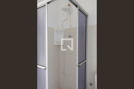 Banheiro de kitnet/studio à venda com 1 quarto, 35m² em Centro Histórico, Porto Alegre