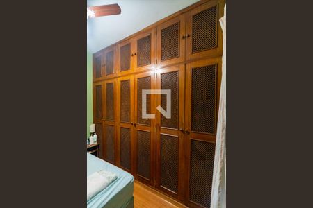 Casa à venda com 125m², 3 quartos e 2 vagas Casa à venda com 125m², 3 quartos e 2 vagasQuarto 1 - Armários