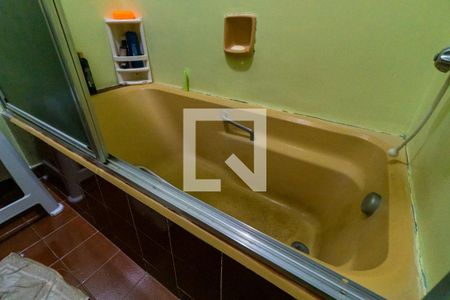 Casa à venda com 125m², 3 quartos e 2 vagas Casa à venda com 125m², 3 quartos e 2 vagasBanheiro Social Detalhe