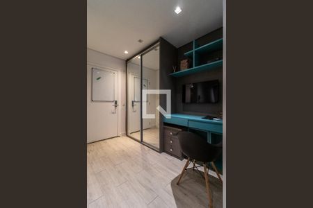 Sala de kitnet/studio para alugar com 1 quarto, 34m² em Perdizes, São Paulo