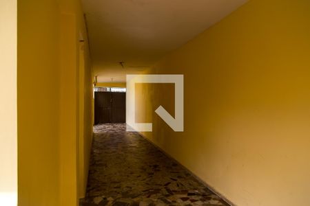 Casa à venda com 100m², 2 quartos e 4 vagas Casa à venda com 100m², 2 quartos e 4 vagasGaragem