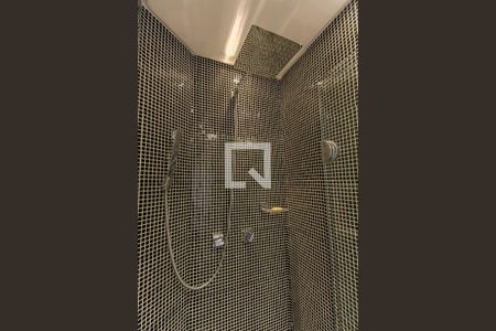 Apartamento à venda com 98m², 3 quartos e 2 vagas Apartamento à venda com 98m², 3 quartos e 2 vagasBanheiro da Suíte