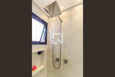 Apartamento à venda com 98m², 3 quartos e 2 vagas Apartamento à venda com 98m², 3 quartos e 2 vagasBanheiro Social