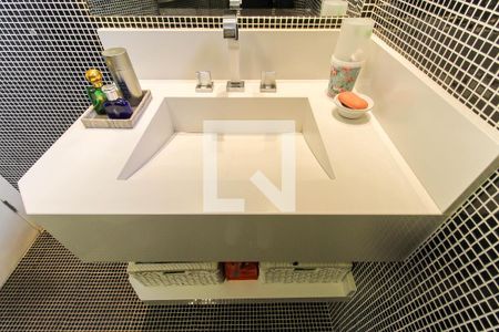 Apartamento à venda com 98m², 3 quartos e 2 vagas Apartamento à venda com 98m², 3 quartos e 2 vagasBanheiro da Suíte