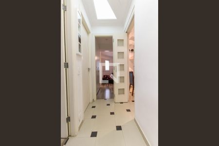 Apartamento à venda com 98m², 3 quartos e 2 vagas Apartamento à venda com 98m², 3 quartos e 2 vagasCorredor