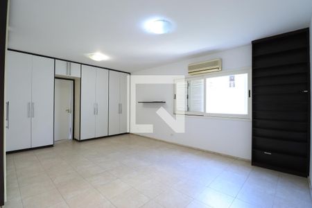 Casa à venda com 790m², 4 quartos e 6 vagasSuíte 4