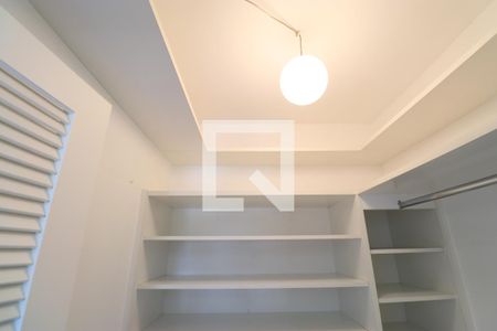 Casa à venda com 790m², 4 quartos e 6 vagascloset 2 da suite 2