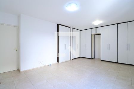 Casa à venda com 790m², 4 quartos e 6 vagasSuíte 4