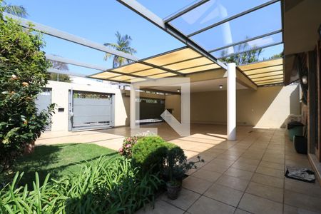 Casa à venda com 790m², 4 quartos e 6 vagasGaragem
