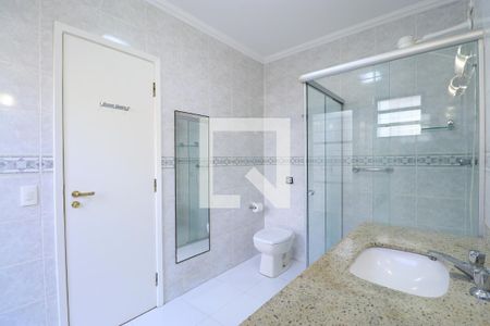 Casa à venda com 790m², 4 quartos e 6 vagasBanheiro da Suíte 4