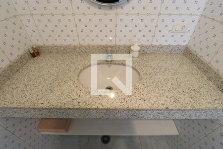 Casa à venda com 790m², 4 quartos e 6 vagasBanheiro da Edicula