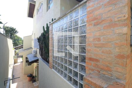 Casa à venda com 790m², 4 quartos e 6 vagasDetalhe