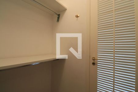 Casa à venda com 790m², 4 quartos e 6 vagascloset 2 da suite 2