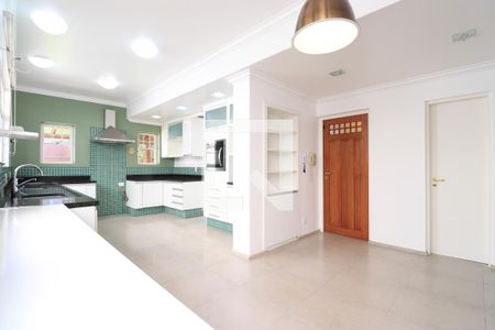 Casa à venda com 790m², 4 quartos e 6 vagasCozinha