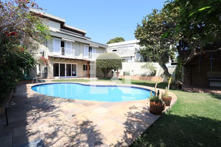 Casa à venda com 790m², 4 quartos e 6 vagasPiscina