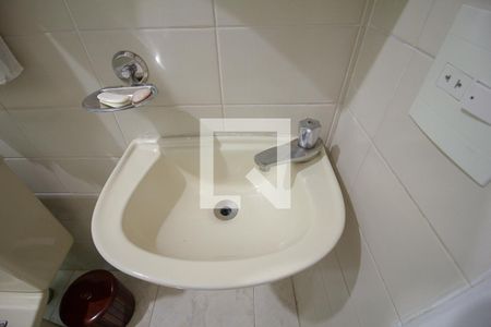 Apartamento à venda com 216m², 4 quartos e 3 vagasBanheiro de Serviço