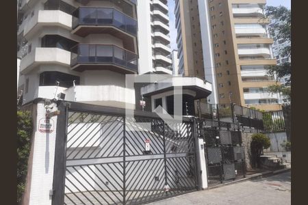 Apartamento à venda com 216m², 4 quartos e 3 vagasFachada