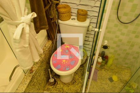 Apartamento à venda com 55m², 2 quartos e 1 vaga Apartamento à venda com 55m², 2 quartos e 1 vagaBanheiro