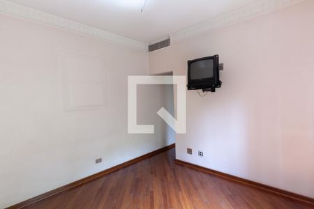 Apartamento à venda com 335m², 4 quartos e 6 vagasSuíte 3