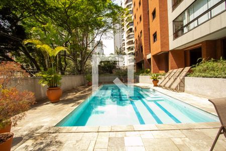 Apartamento à venda com 335m², 4 quartos e 6 vagasÁrea comum 