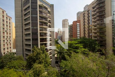 Apartamento à venda com 335m², 4 quartos e 6 vagasVista