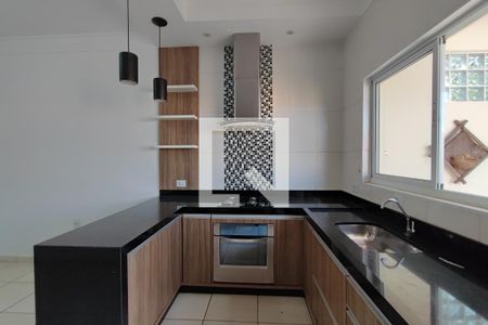 Casa à venda com 112m², 3 quartos e 2 vagasCozinha