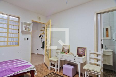 Casa à venda com 125m², 4 quartos e 2 vagasQuarto de Serviço