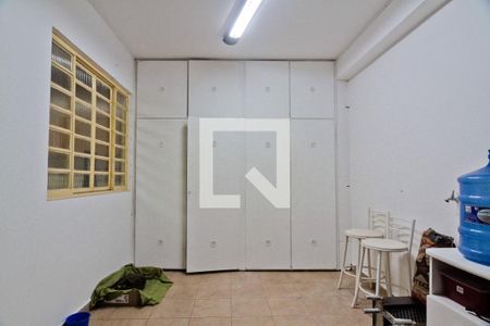 Casa à venda com 125m², 4 quartos e 2 vagasÁrea externa