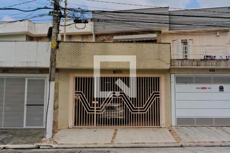 Casa à venda com 125m², 4 quartos e 2 vagasFachada